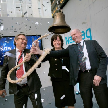 Nasdaq IPO 2017. Pär Gellerfors (vänster) grundare. Gunilla Osswald (mitten) VD, Lars Lannfelt (höger) grundare